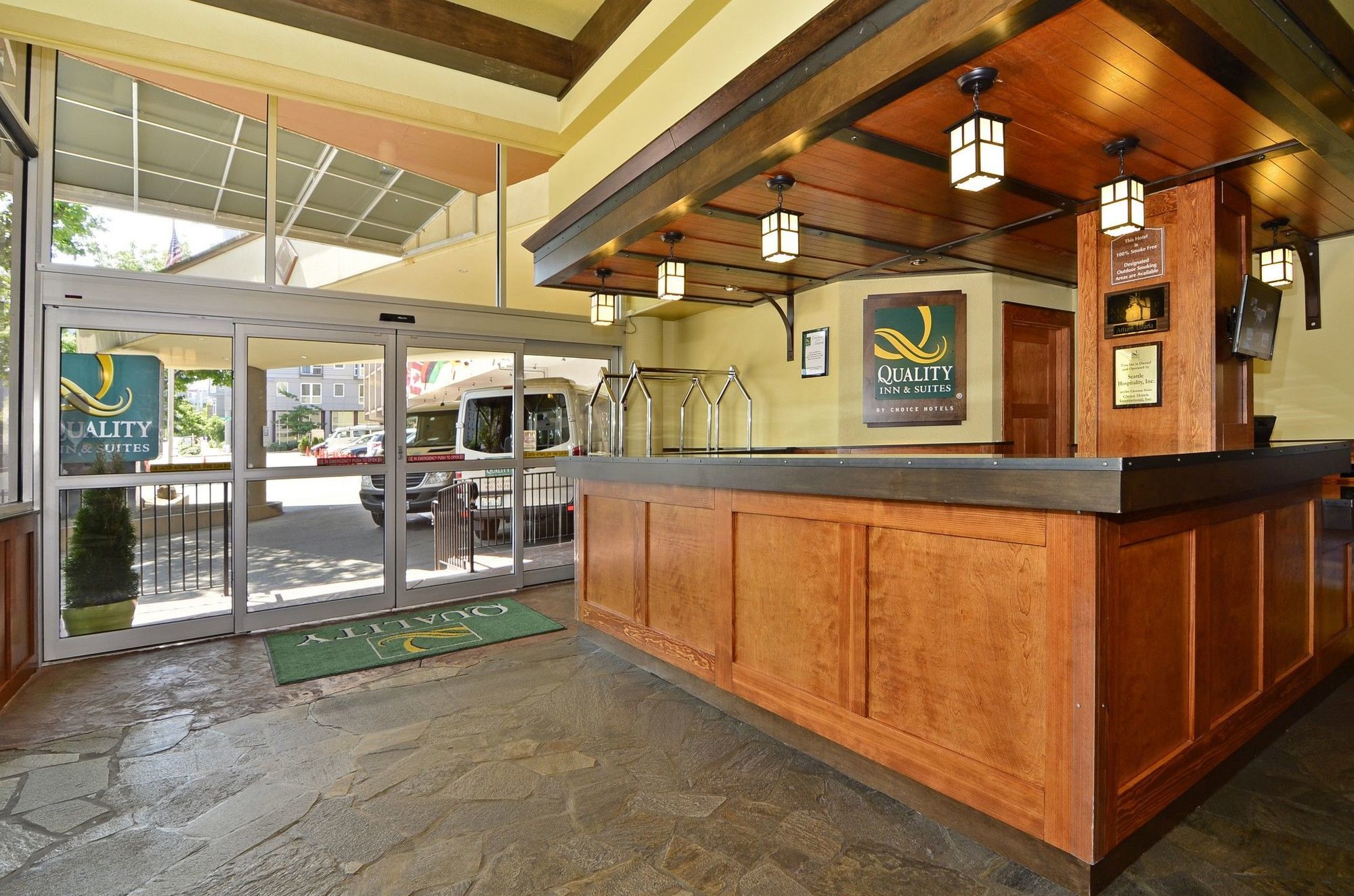 Quality Inn & Suites Seattle Center Εξωτερικό φωτογραφία